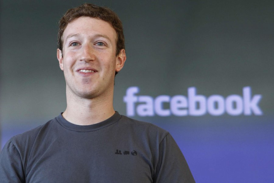 Цукерберг призвал сотрудников Facebook «сделать больно» Apple