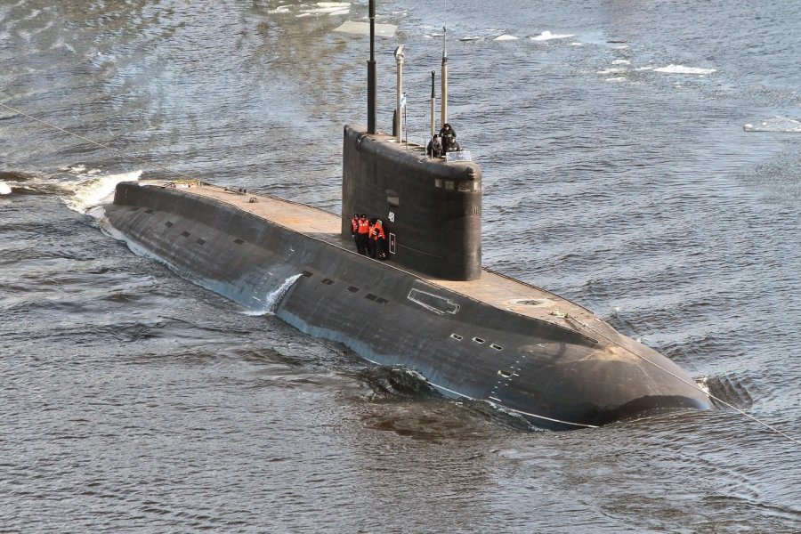 В Черном море российские субмарины отрабатывали ракетный удар по кораблям условного противника
