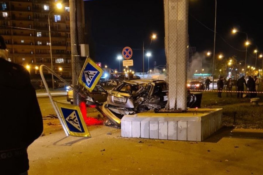 В Петербурге водитель Audi сбежала после смертельного ДТП
