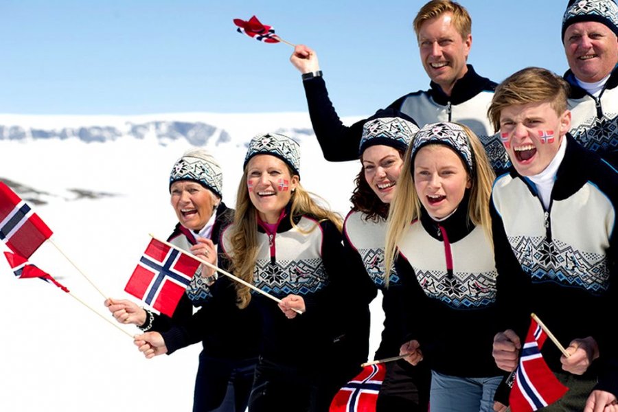 Включи норвегию. Шведы норвежцы датчане. Датчане шведы норвежцы внешность. Жители Норвегии. Норвегия люди.