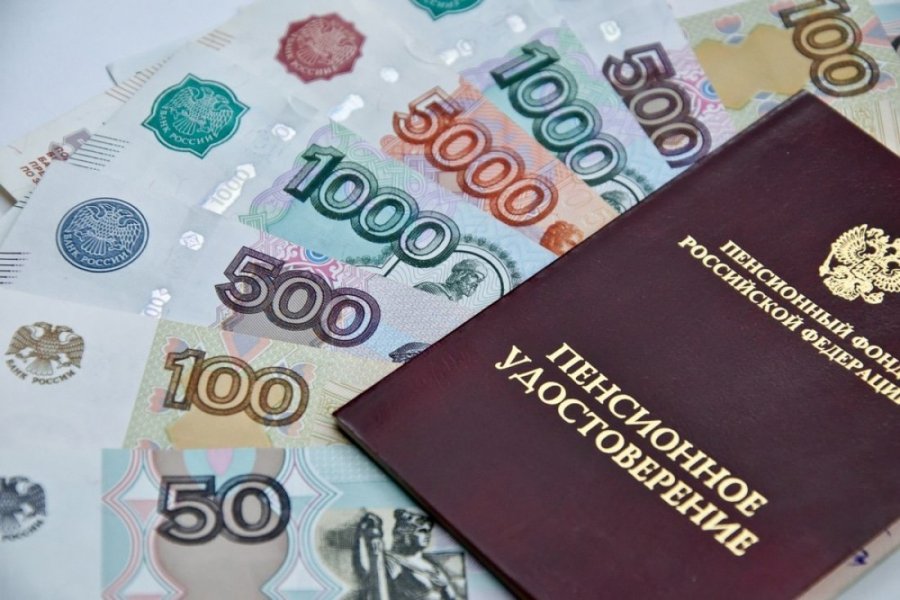 Из-за высокой инфляции в России пожилых граждан ждет небывалый рост пенсий в 2022 году