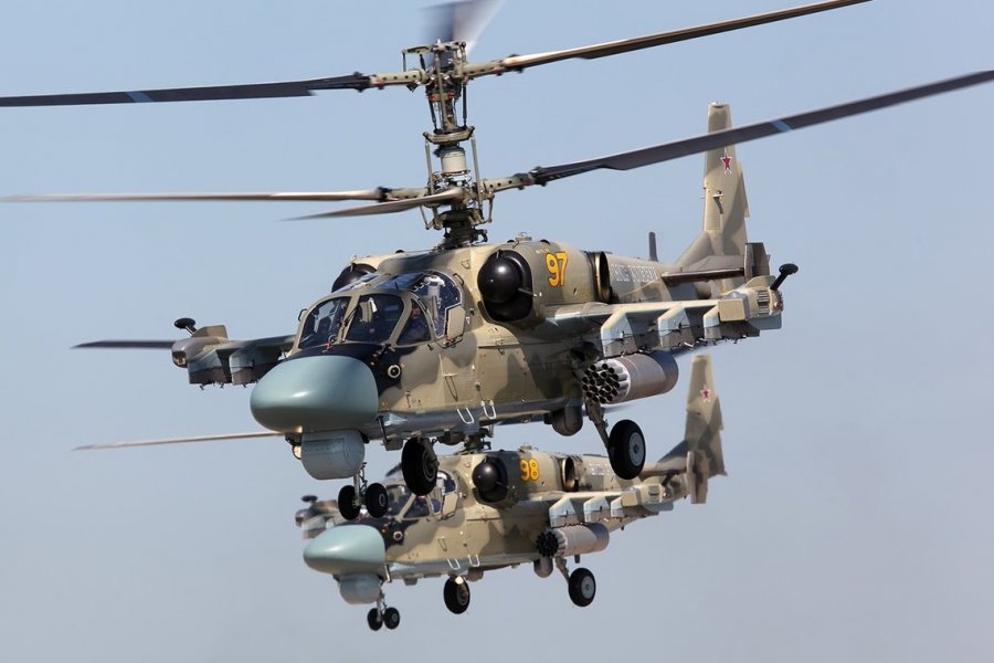 Против турецких террористов в Сирии Россия задействовала сразу 5 ударных вертолетов Ка-52