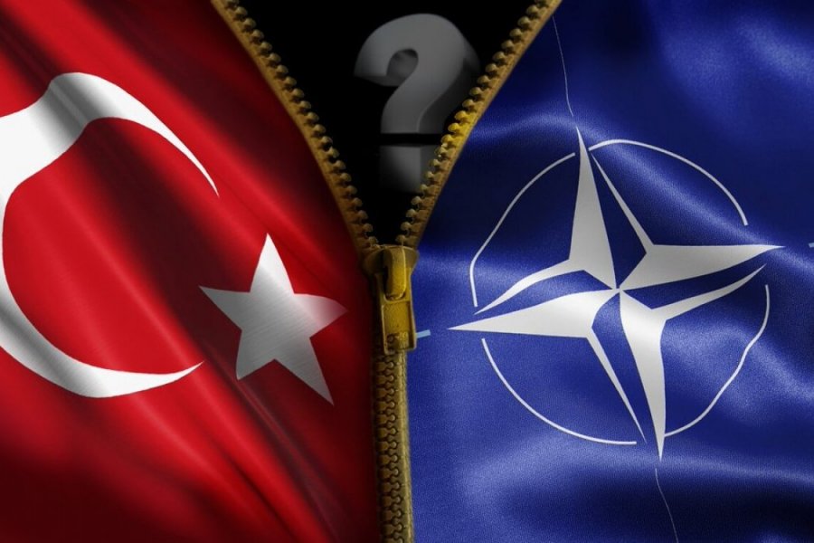 Турецкие читатели выразили надежду на выход из НАТО из-за РФ