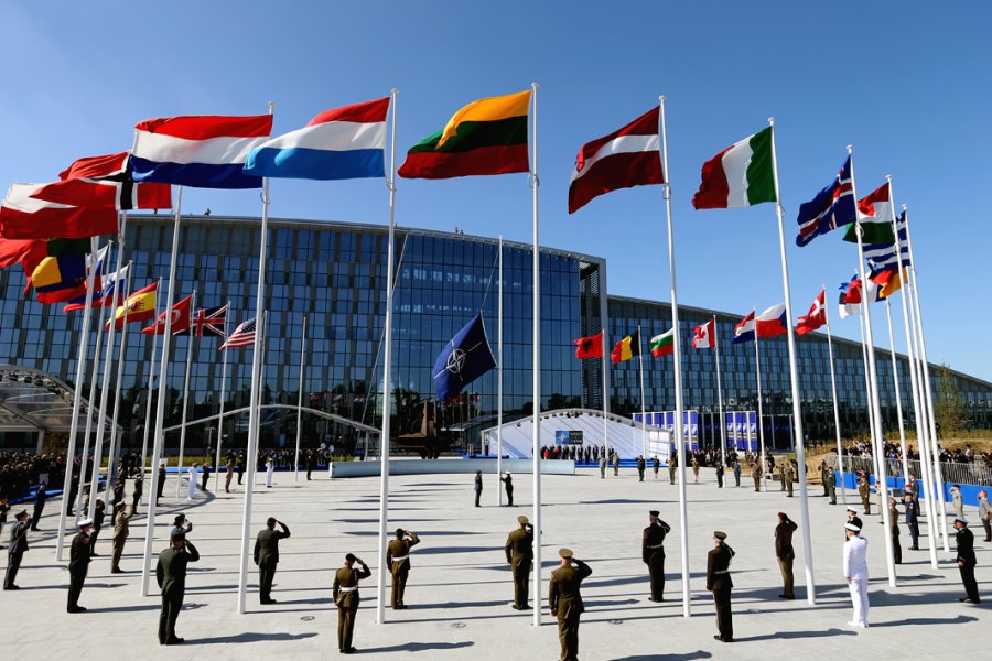 НАТО: Переговоры России и Североатлантического альянса пройдут 12 января