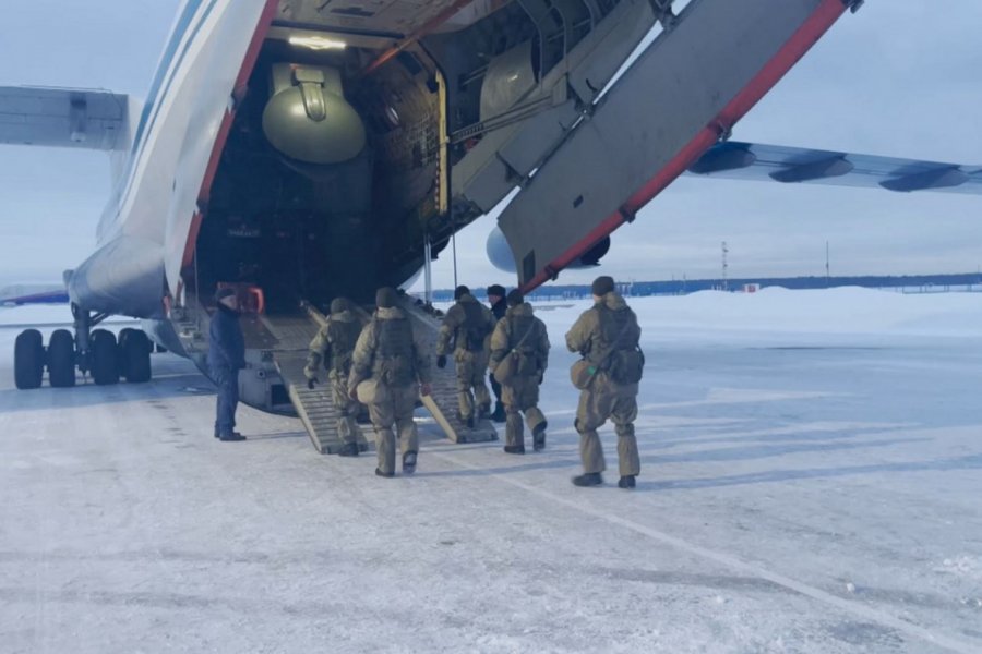 Российские десантники прилетели в Казахстан на штурм террористов