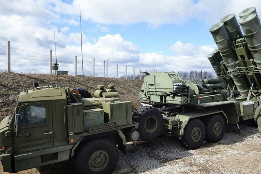 Российский ЗРК С-500 блокирует  четыре американских базы ПРО