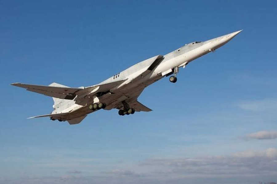 ВКС России неожиданно подняли в небо три стратегических бомбардировщика