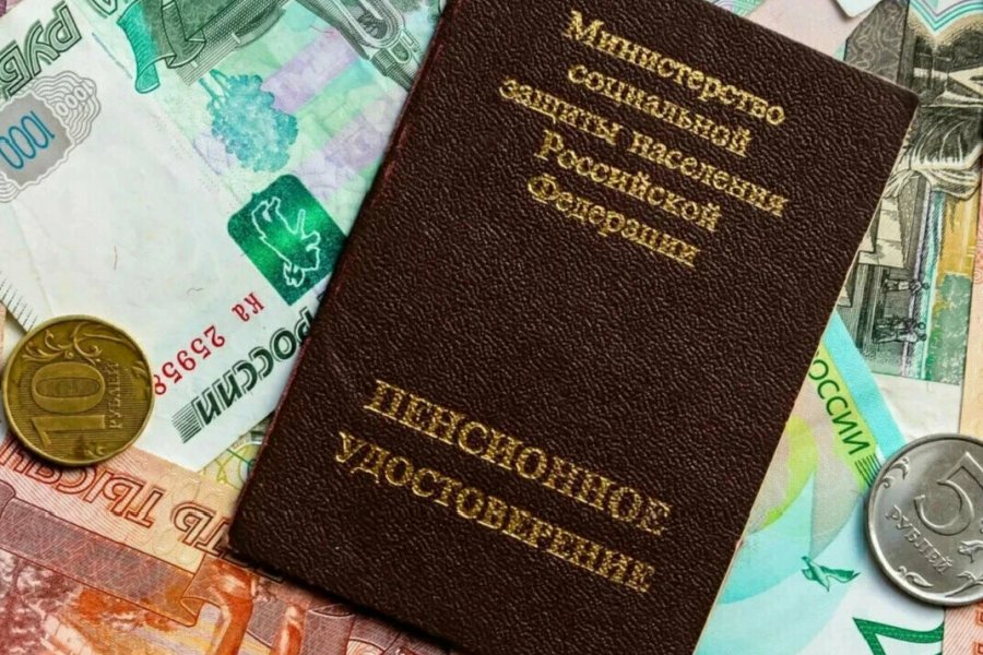 Правительство РФ захотело повышать пенсии несколько раз в год