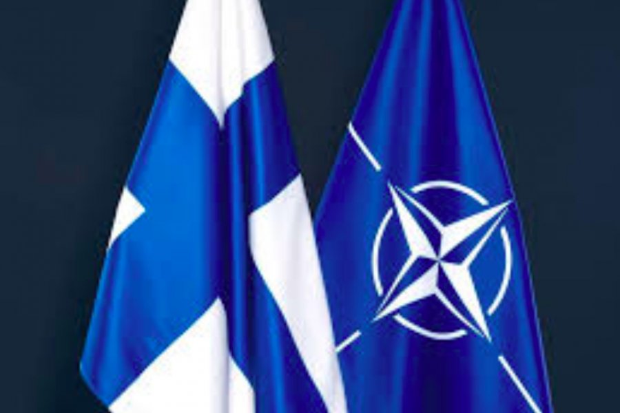Рогозин заявил, что финнам надоела мирная жизнь в ответ на вступление Финляндии в НАТО