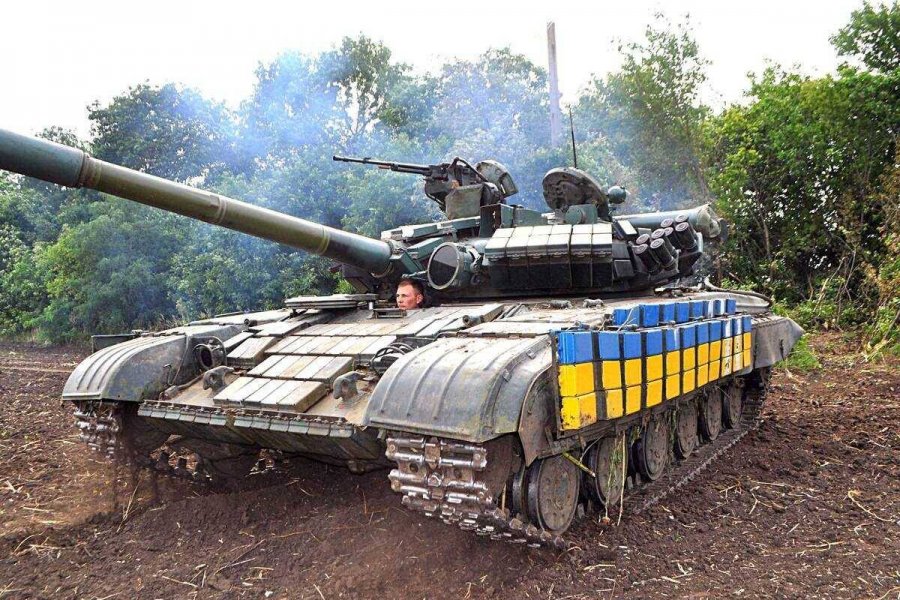 В Погарском районе Брянской области из-за танковых атак армии Украины ввели режим ЧС